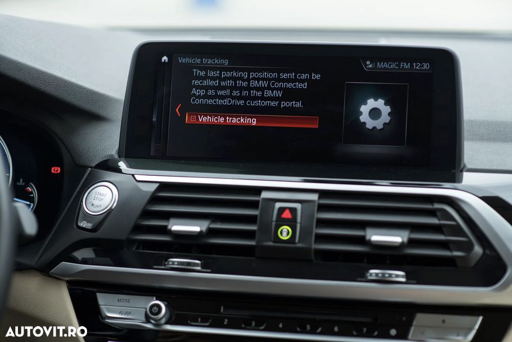 BMW X3 xDrive20i AT xLine - 38