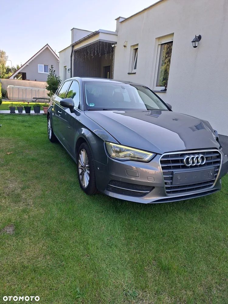 Audi A3 Sportback 1.6 TDI design - 1