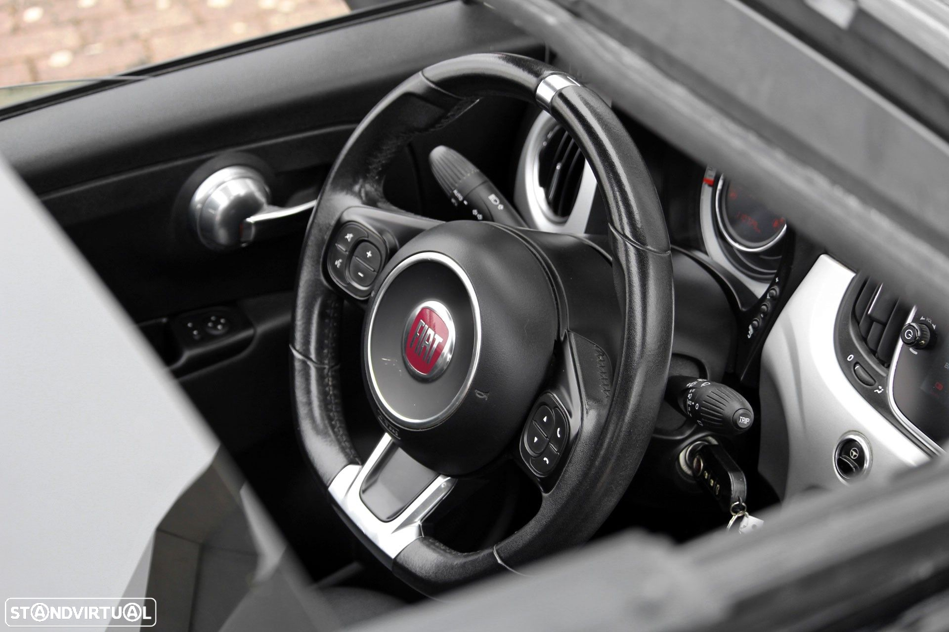 Fiat 500 1.0 Hybrid Connect - 9