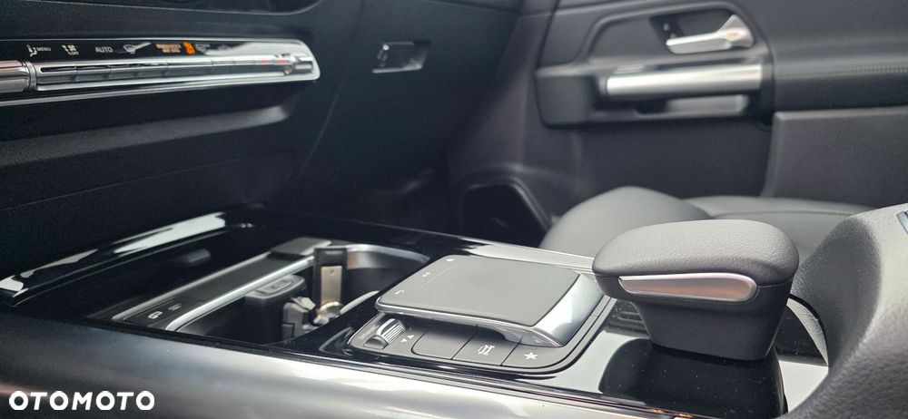 Mercedes-Benz GLA 250 4Matic 8G-DCT Edition AMG Line - 23