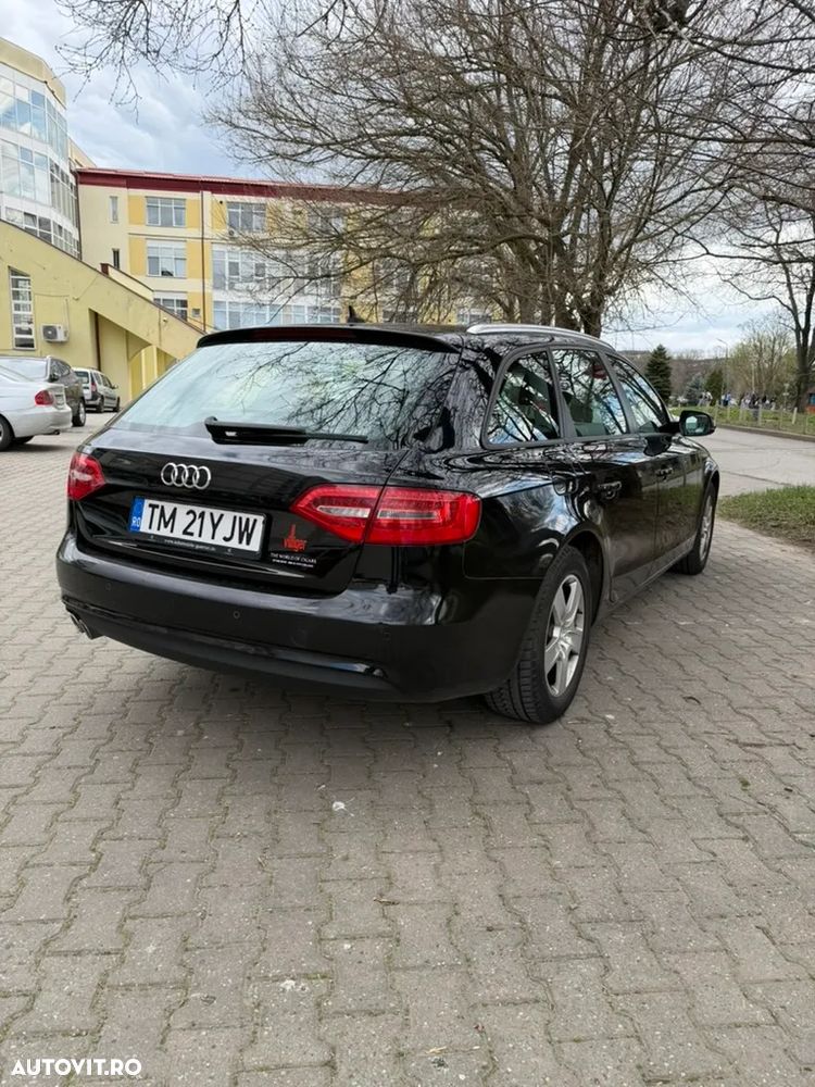 Audi A4 2.0 TDI DPF clean multitronic Attraction - 3