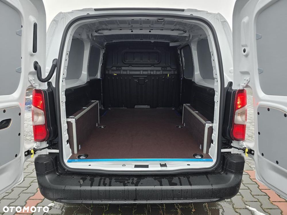 Peugeot Partner Van - 7