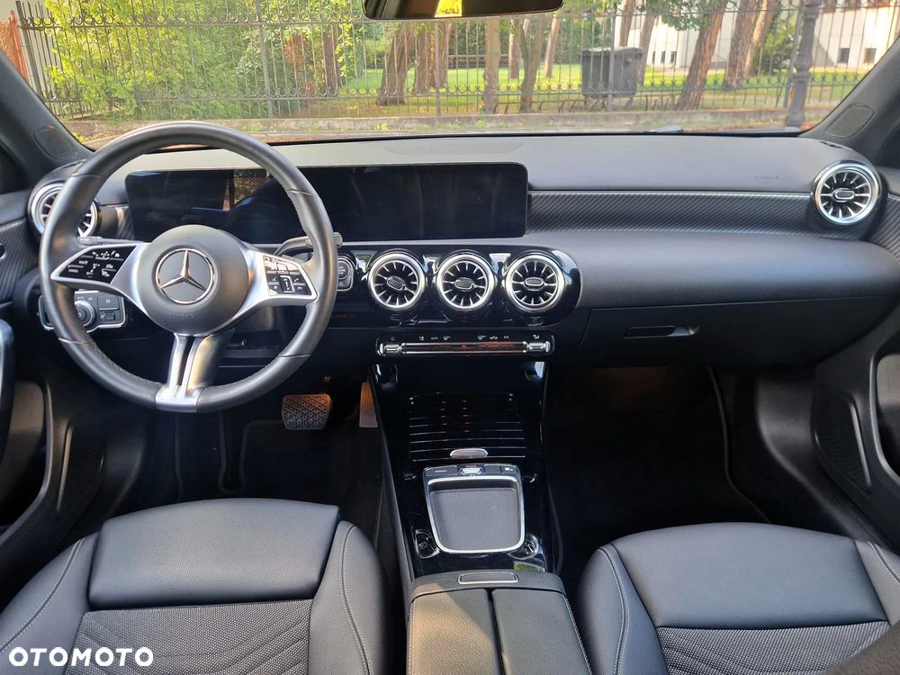 Mercedes-Benz Klasa A 200 Progressive 7G-DCT - 13