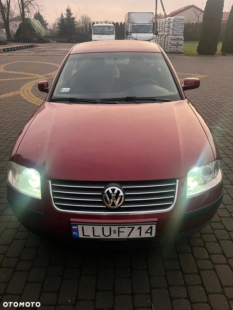 Volkswagen Passat 1.9 TDI Comfortline - 11