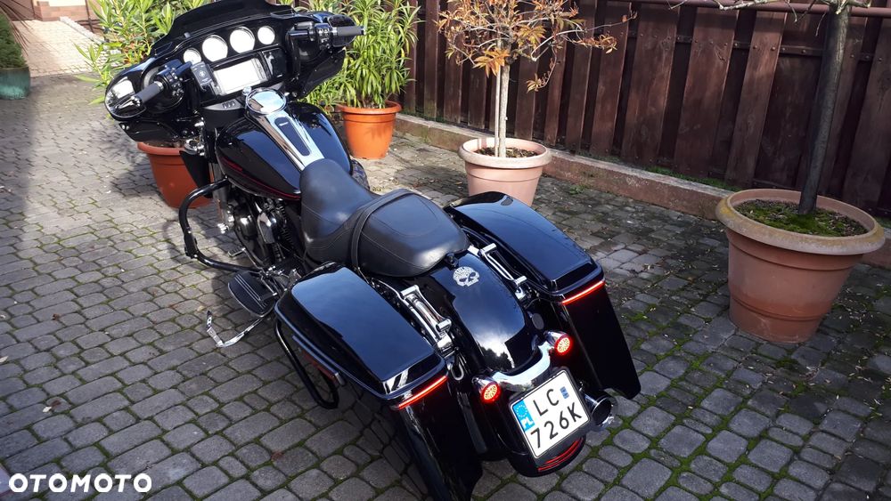 Harley-Davidson Touring Street Glide - 5