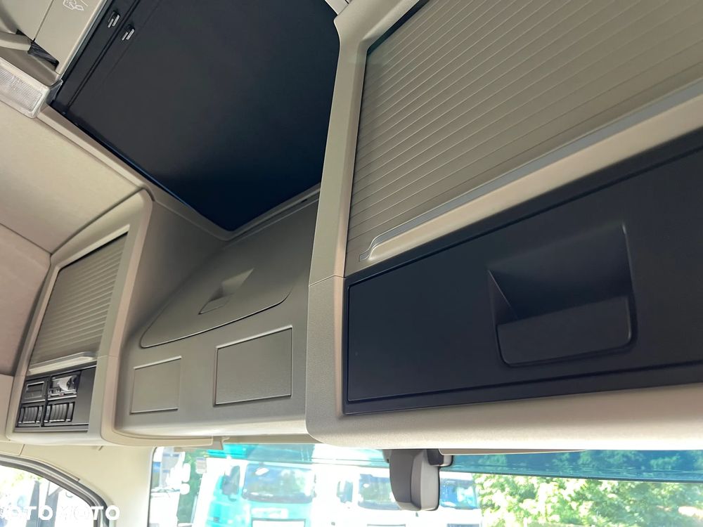 Volvo FH 500 2 ZBIORNIKI/2 ŁÓŻKA/KLIMA POSTOJOWA - 25