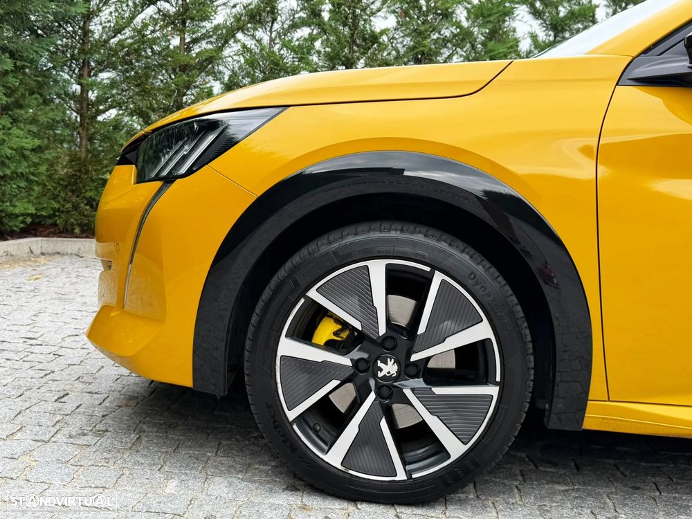 Peugeot e-208 GT Pack - 6