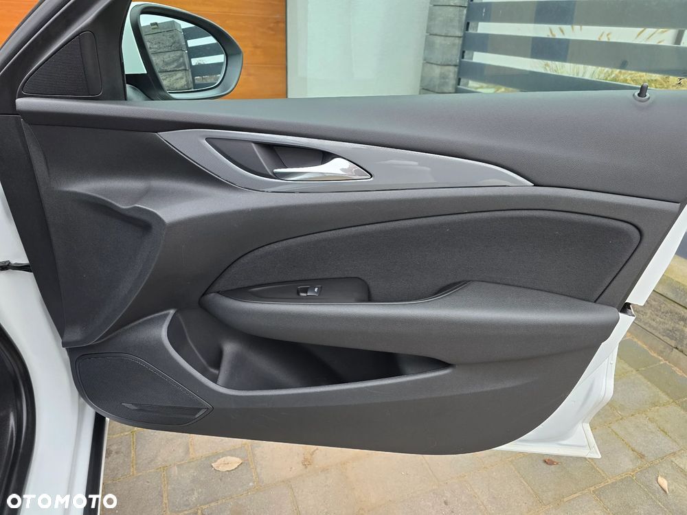Opel Insignia 2.0 Automatik Edition - 16