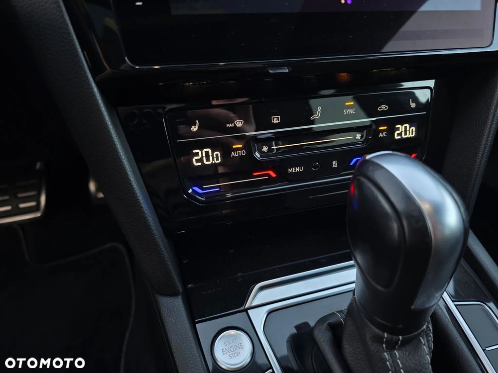 Volkswagen Arteon 2.0 TDI SCR DSG R-Line - 31