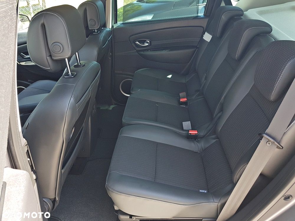 Renault Scenic 1.6 16V 110 Expression - 28