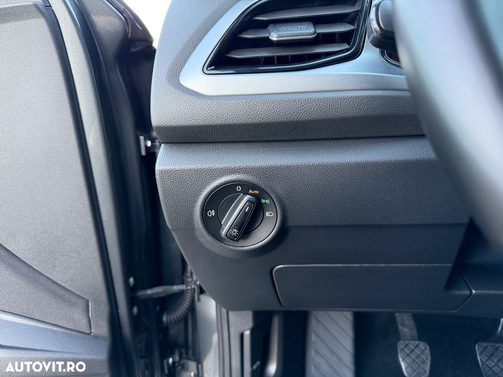 Volkswagen T-Roc 2.0 TDI SCR IQ.DRIVE - 28