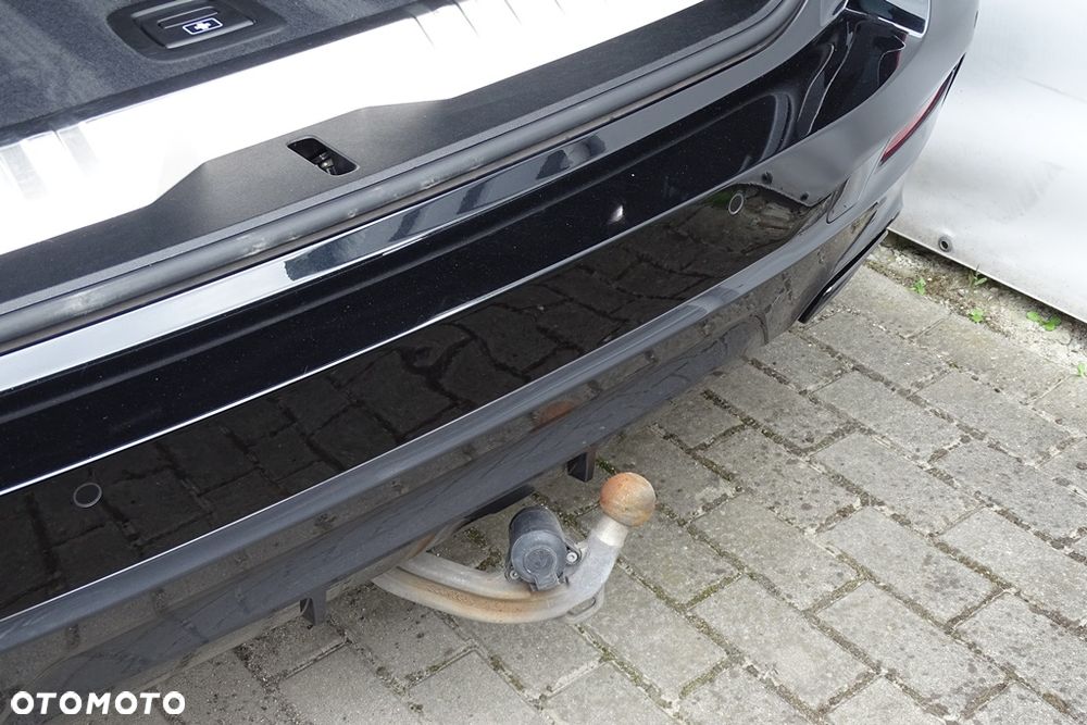 BMW Seria 5 530e xDrive M Sport sport - 30