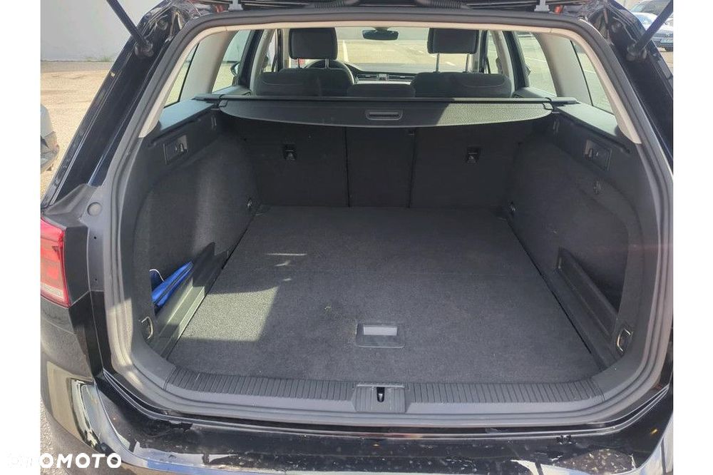 Volkswagen Passat Variant 2.0 TSI Business DSG - 8