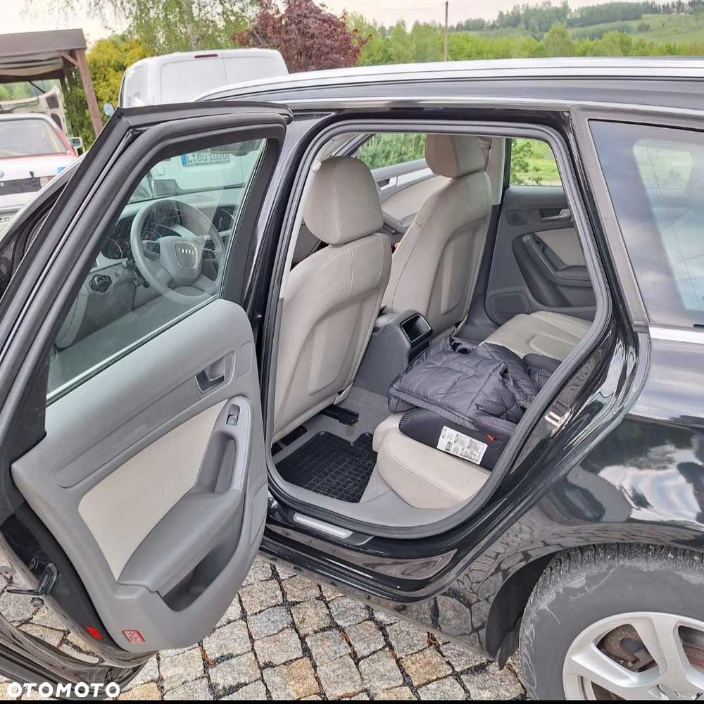 Audi A4 Avant - 6