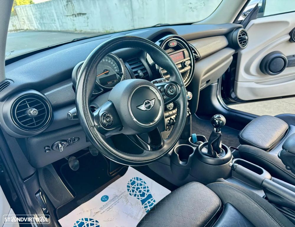 MINI 3 Portas Cooper D - 11