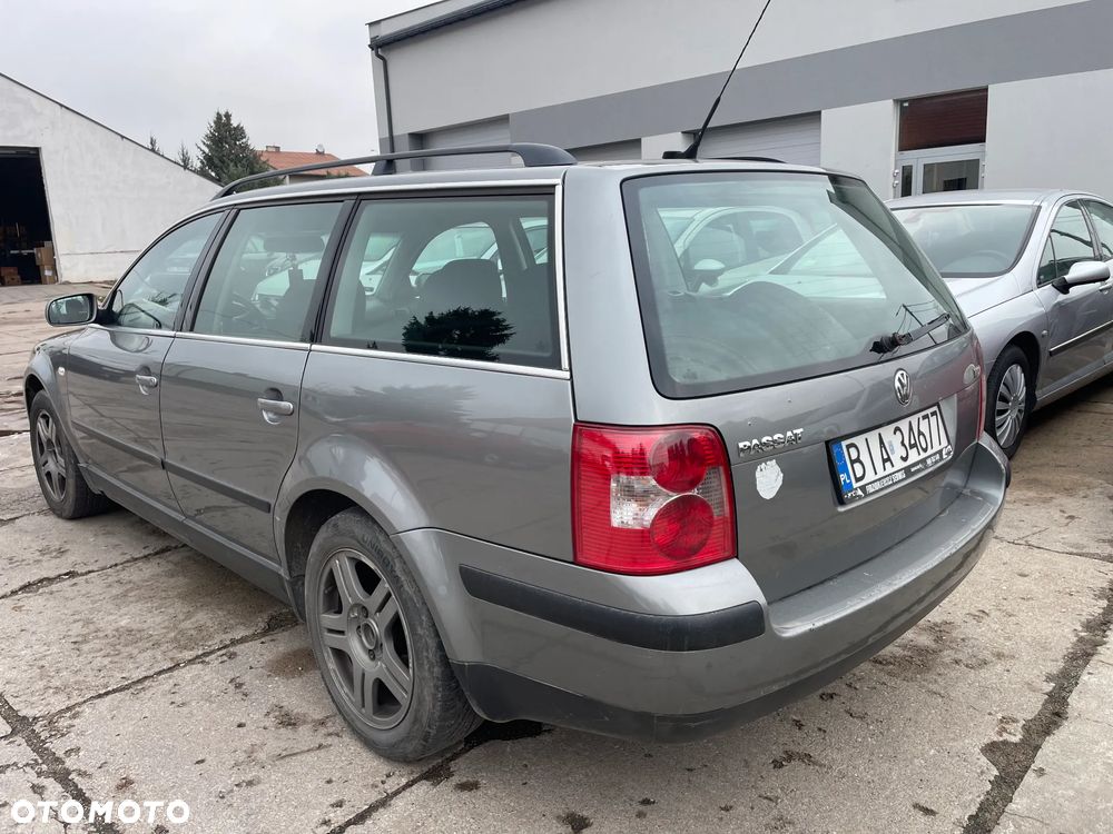 Volkswagen Passat - 3