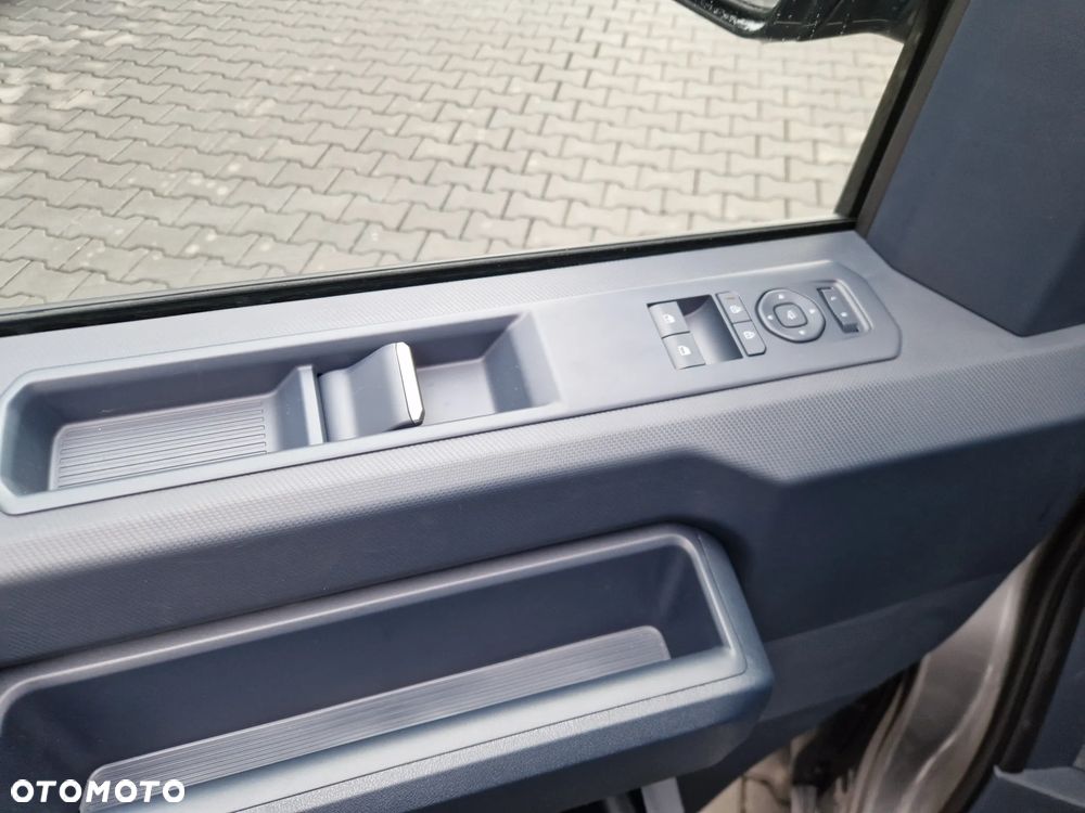 Kia PV5 - 13