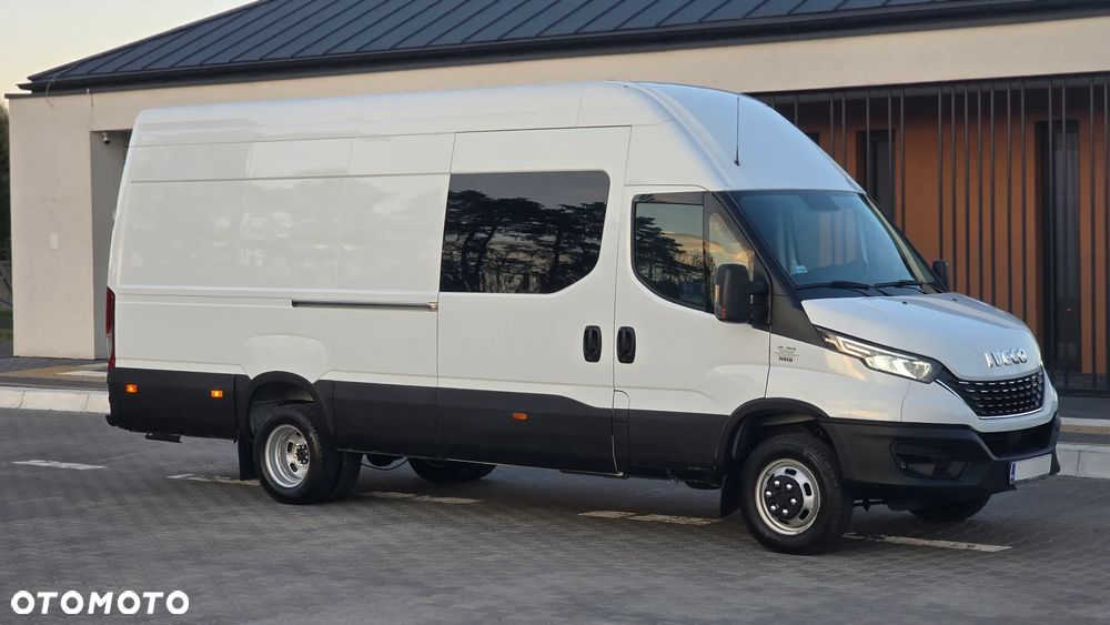 Iveco ❗️❗️DAILY 3.0 180KM MAXI 50C18 L4H3 JAK NOWY ❗️❗️NOWY MODEL / ZABUDOWA VIP 9 OSÓB HAUSER / 3500KG HAK / PIERWSZY WŁASCICIEL / BLASZAK / NAVI / KAMERA COFANIA / ZAWIESZENIE PNEUMATYCZNE AIR-PRO  / KLIMATYZACJA POSTOJOWA / SKRZYNIA MANUALNA / BLIŹNIAKI / TEMPOMAT / WERSJA WZMOCNIONA / FULL OPCJA / SERWIS ASO / SALON POLSKA / 35C15 50C15 35C18❗❗ JAK Z SALONU - NOWY -❗❗ - 2