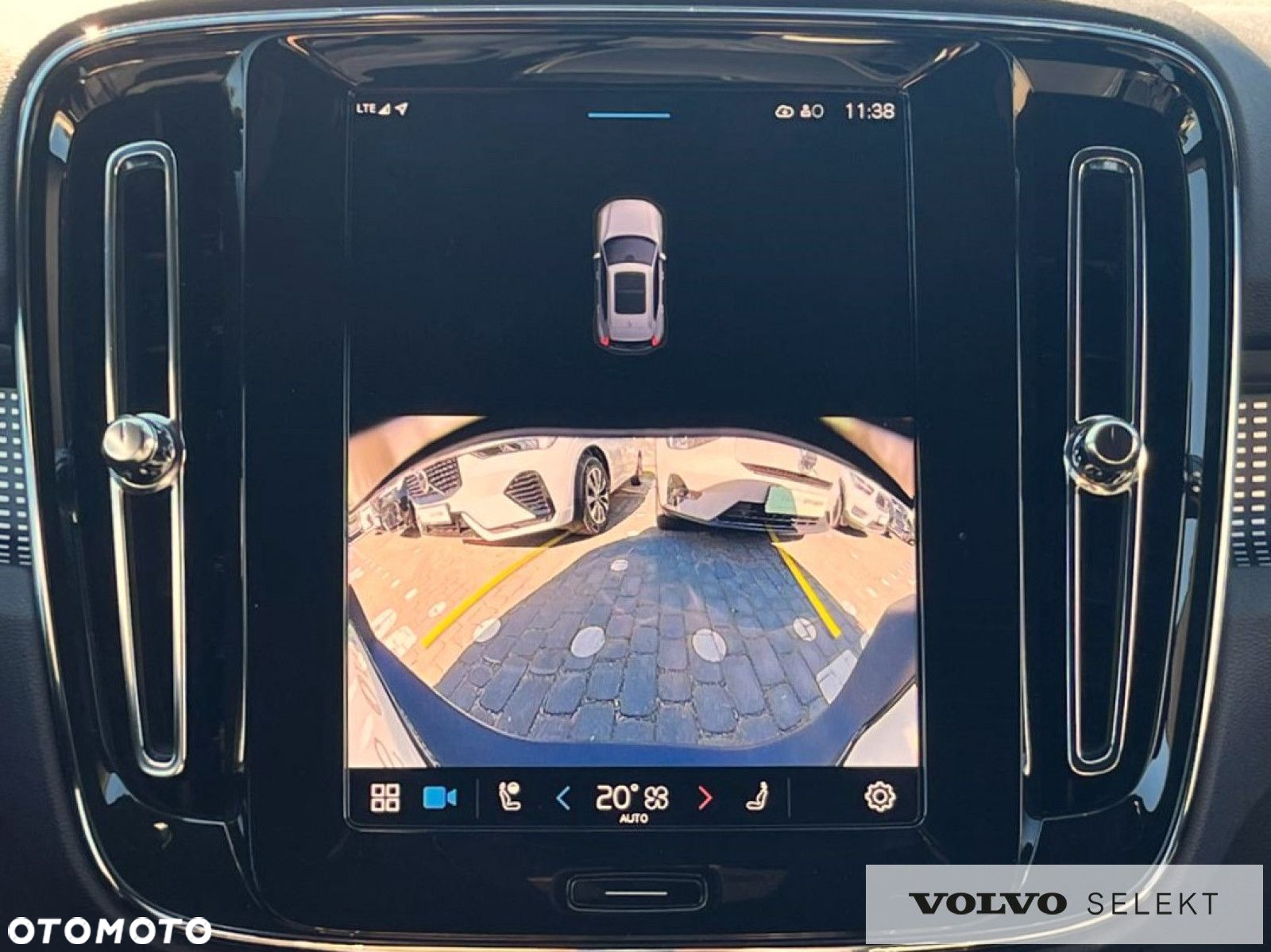 Volvo XC 40 - 23