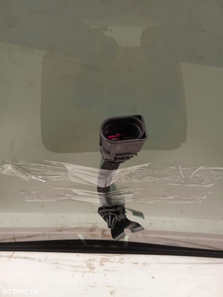 Szyba przednia AUDI A4 2015- - 3