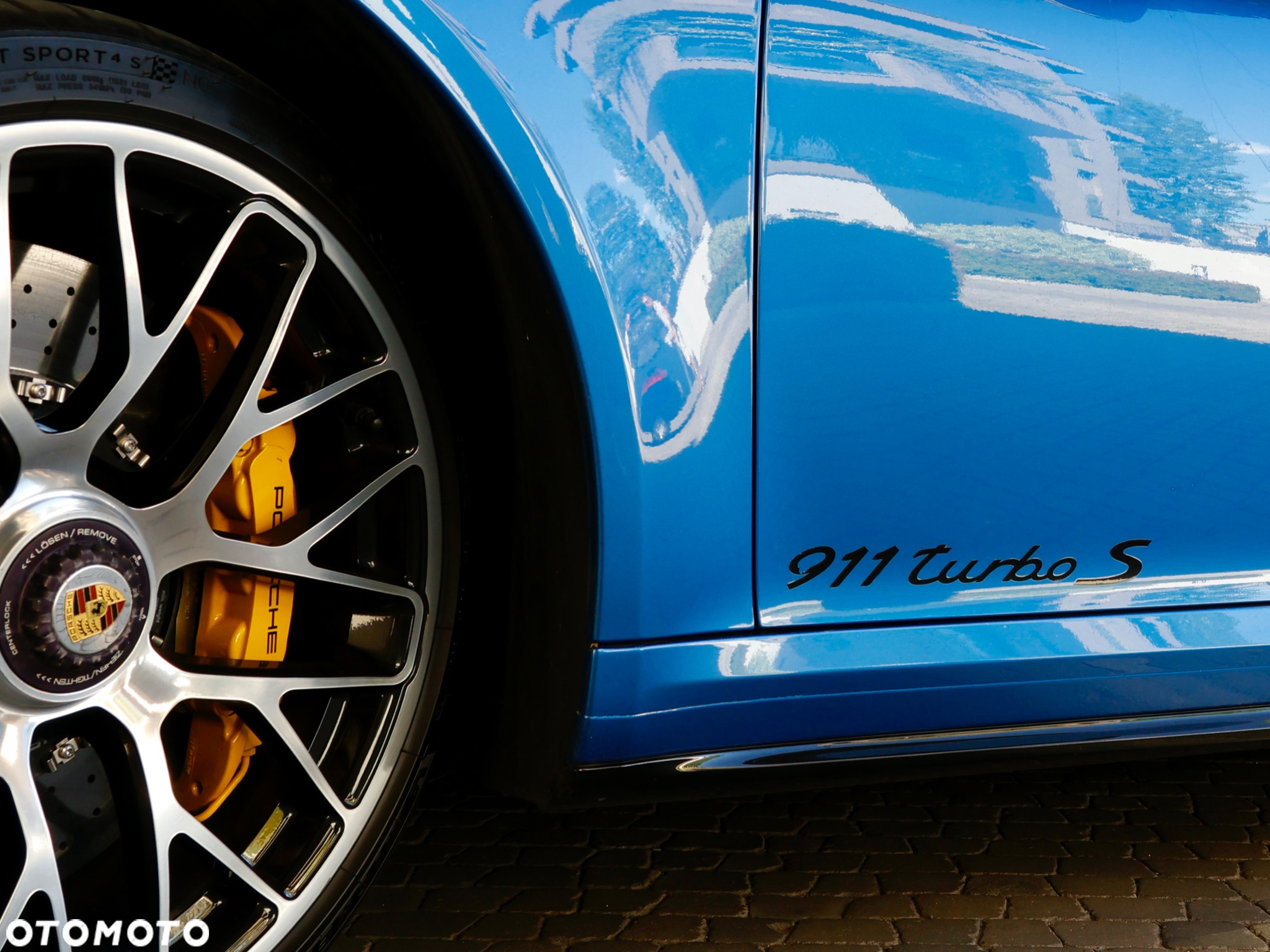 Porsche 911 Turbo S - 10