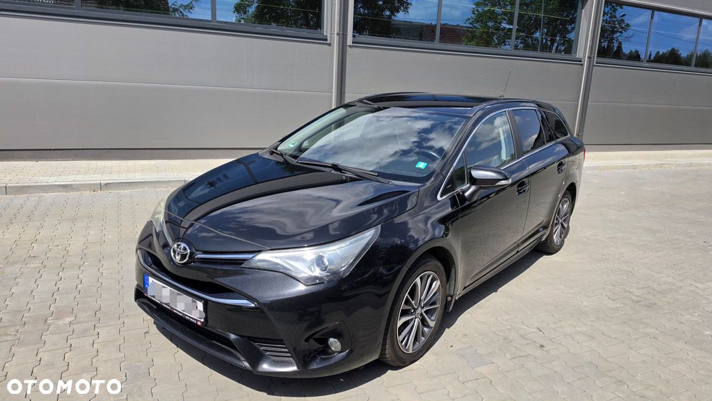 Toyota Avensis Touring Sports 2.0 D-4D Business Edition - 1