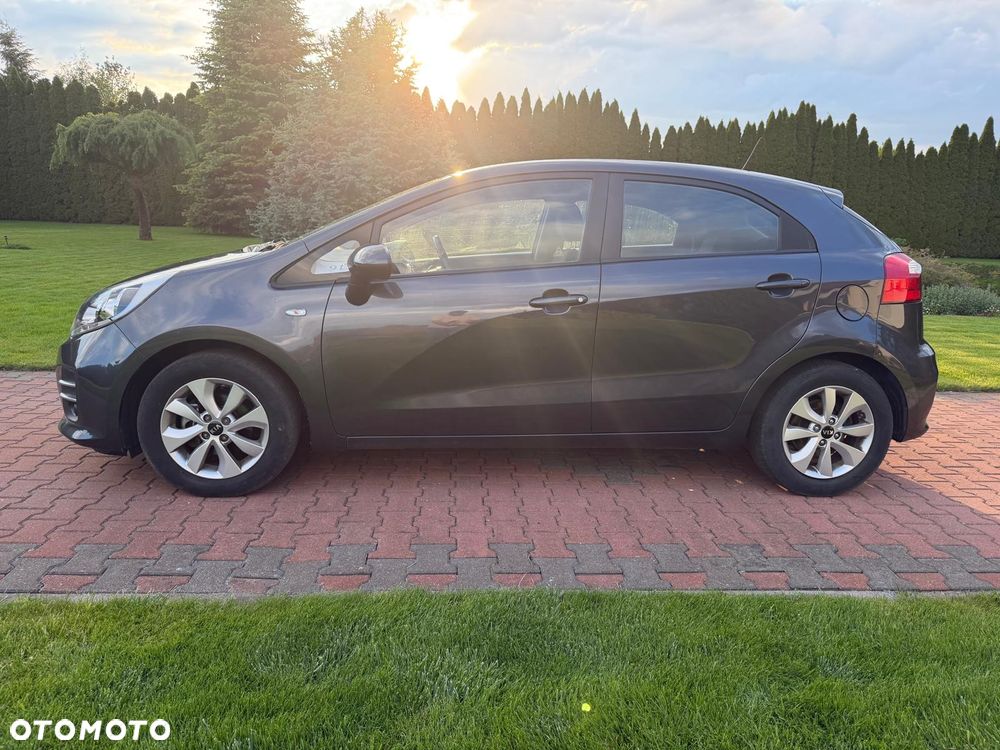 Kia Rio 1.1 CRDI Dream Team Edition - 22