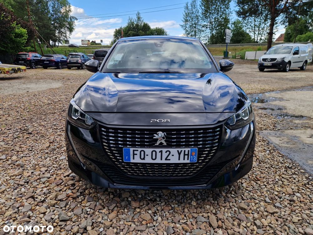 Peugeot 208 - 6