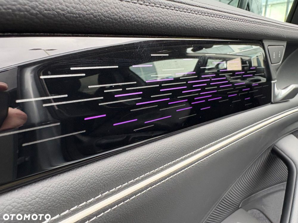 Volkswagen Passat Variant 2.0 TDI EVO Elegance DSG - 26