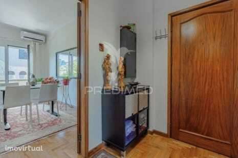 Vende-se Apartamento T2 Boavista Remodelado - Grande imagem: 5/21