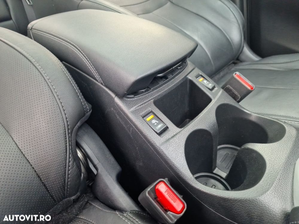 Nissan Qashqai 1.6 DCI Xtronic TEKNA - 22