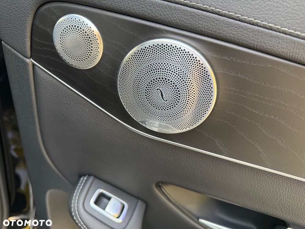 Mercedes-Benz GLC - 21