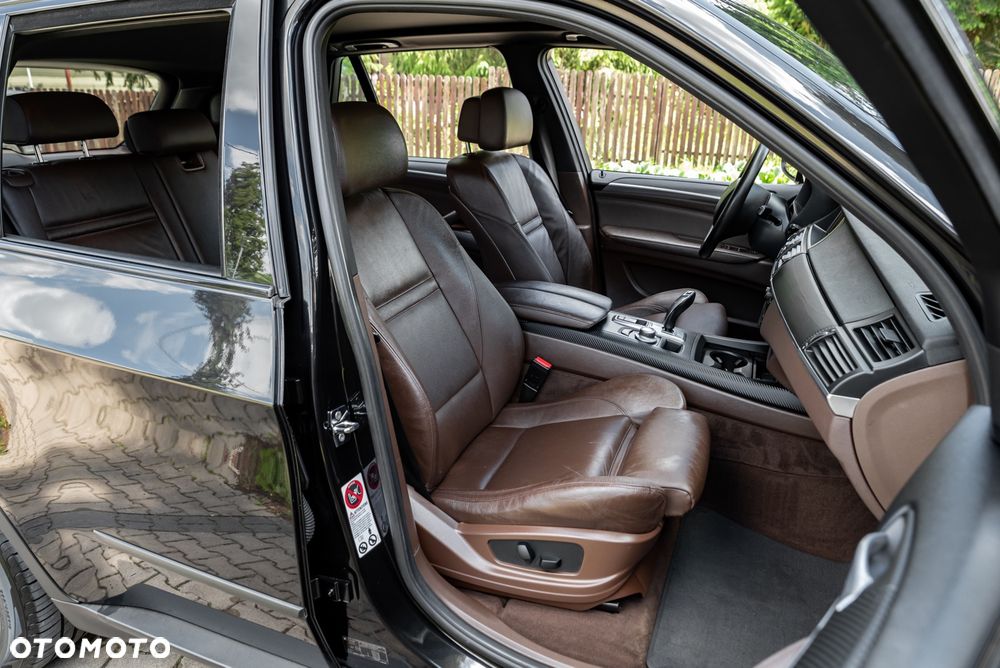 BMW X5 xDrive30d - 23