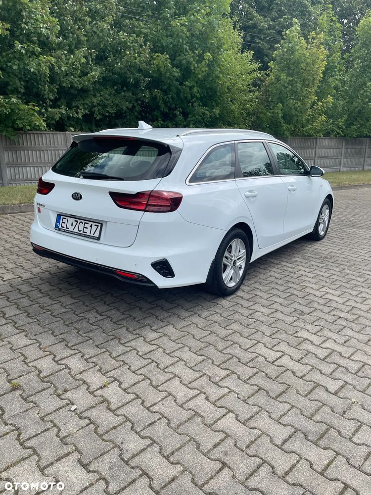 Kia Ceed 1.5 T-GDI M - 6