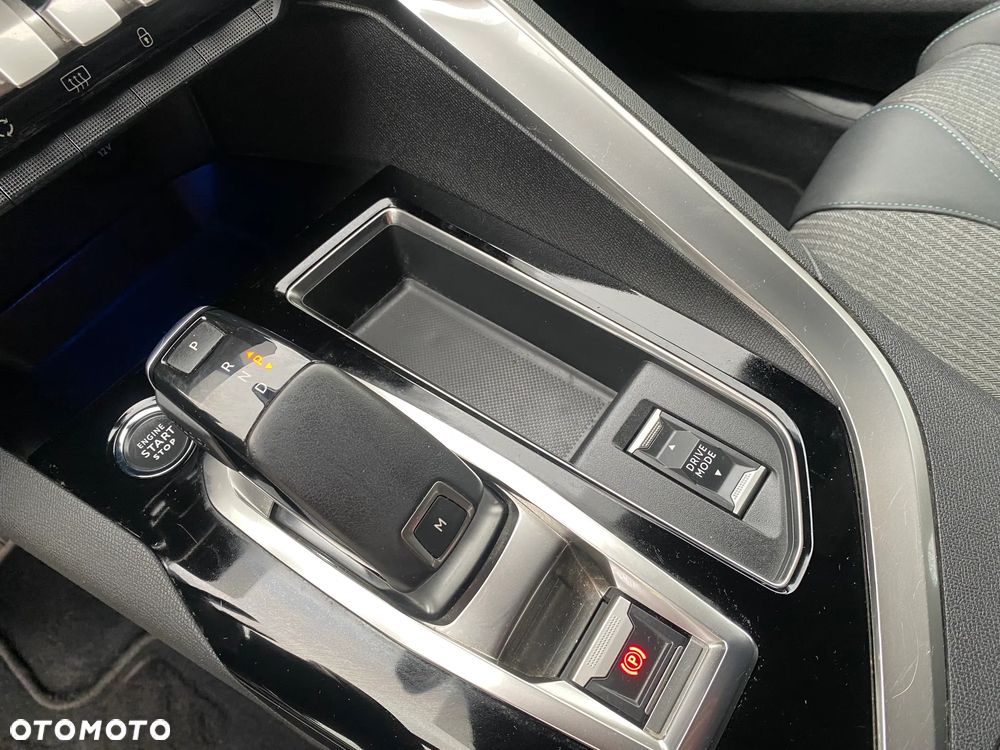 Peugeot 3008 1.2 PureTech GPF Allure S&S EAT8 - 15