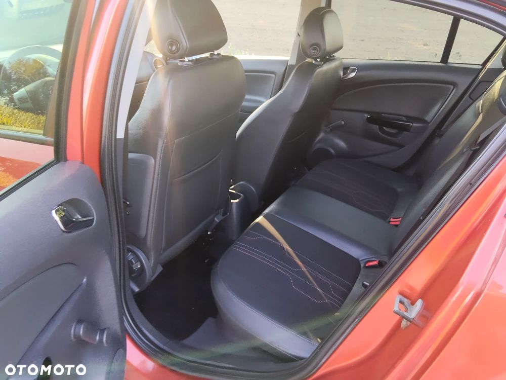 Opel Corsa 1.4 16V 150 Jahre - 18