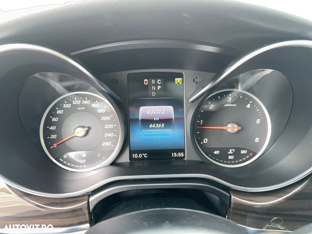 Mercedes-Benz V - 14