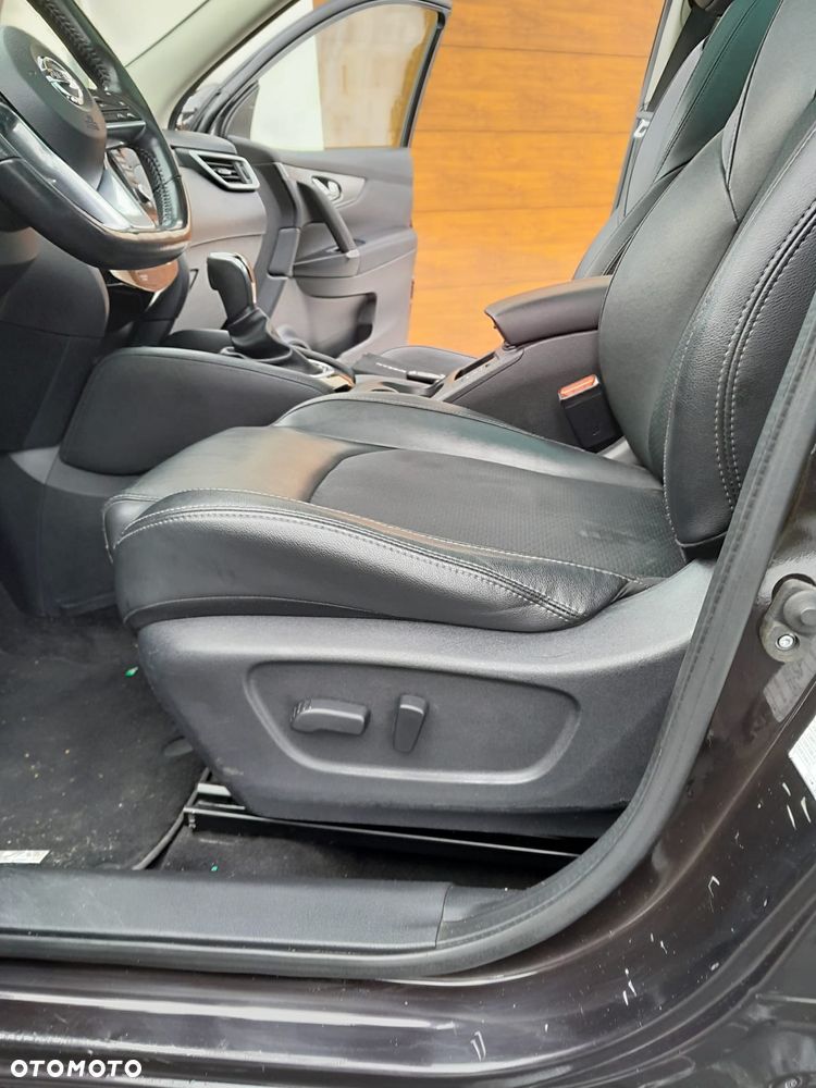 Nissan Qashqai 1.6 DCi Xtronic N-Connecta - 13