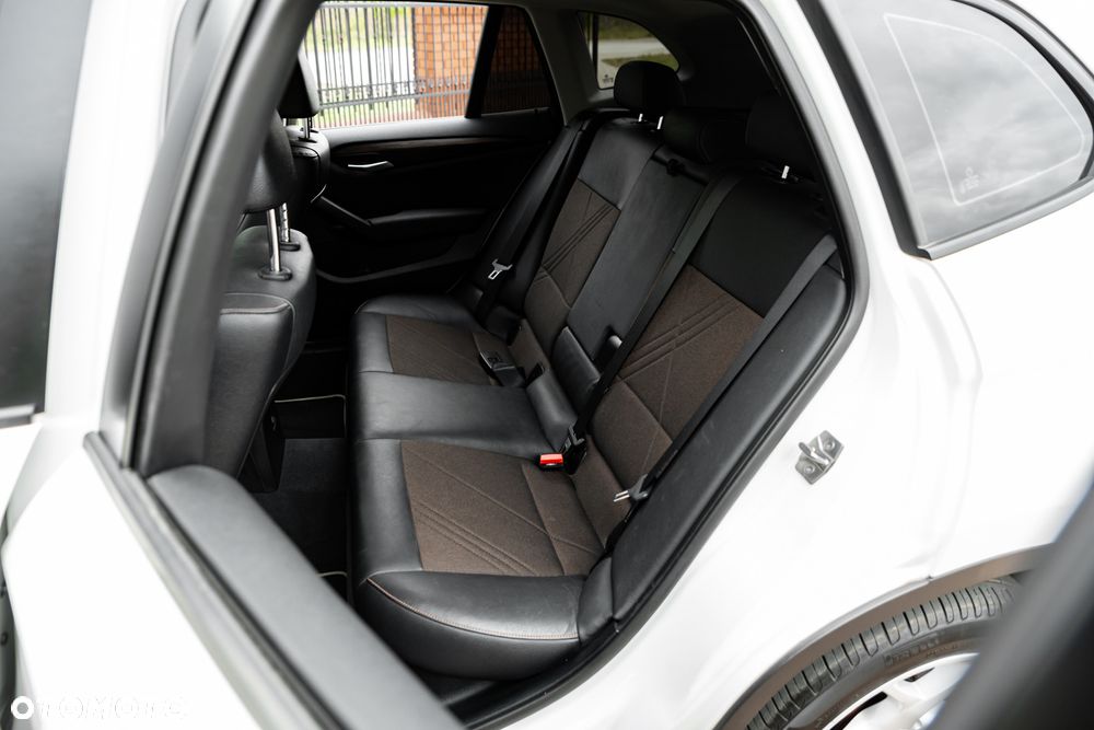 BMW X1 - 23