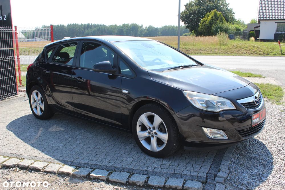Opel Astra 1.6 NAVI - 9