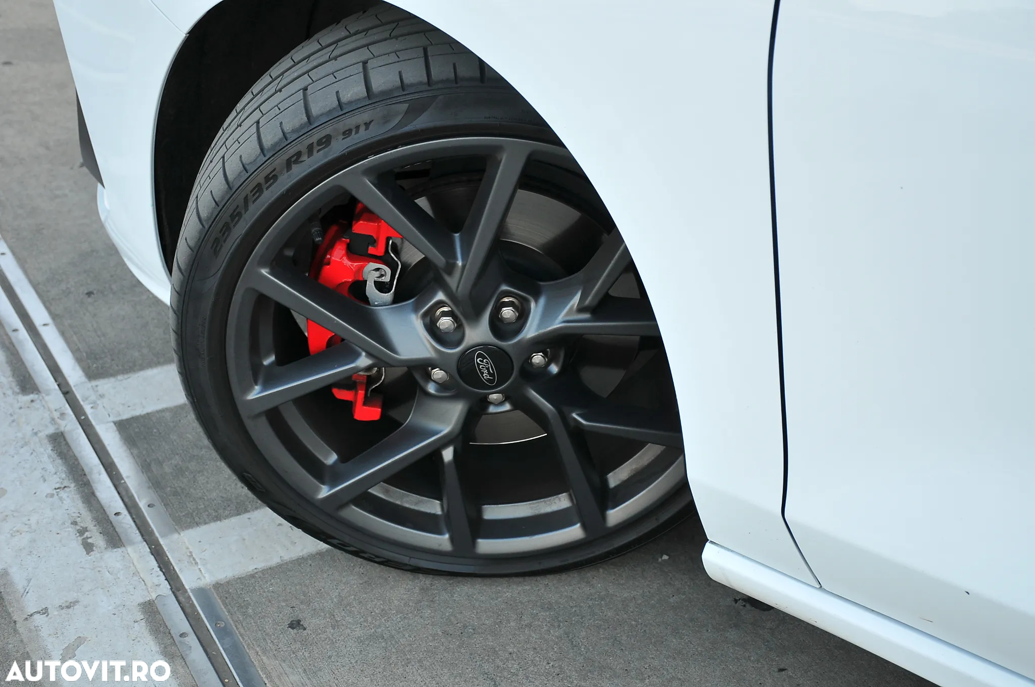 Ford Focus 2.3 EcoBoost S&S Aut. ST - 35