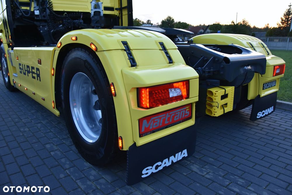 Scania S450 / ALU-FELGI / VIRTUALNE ZEGARY / CENTRALNE SMAROWANIE / SKÓRA / FULL LED / STANDARD / RETARDER / HYDRAULIKA ! PTO! Jak nowa ! ! - 17