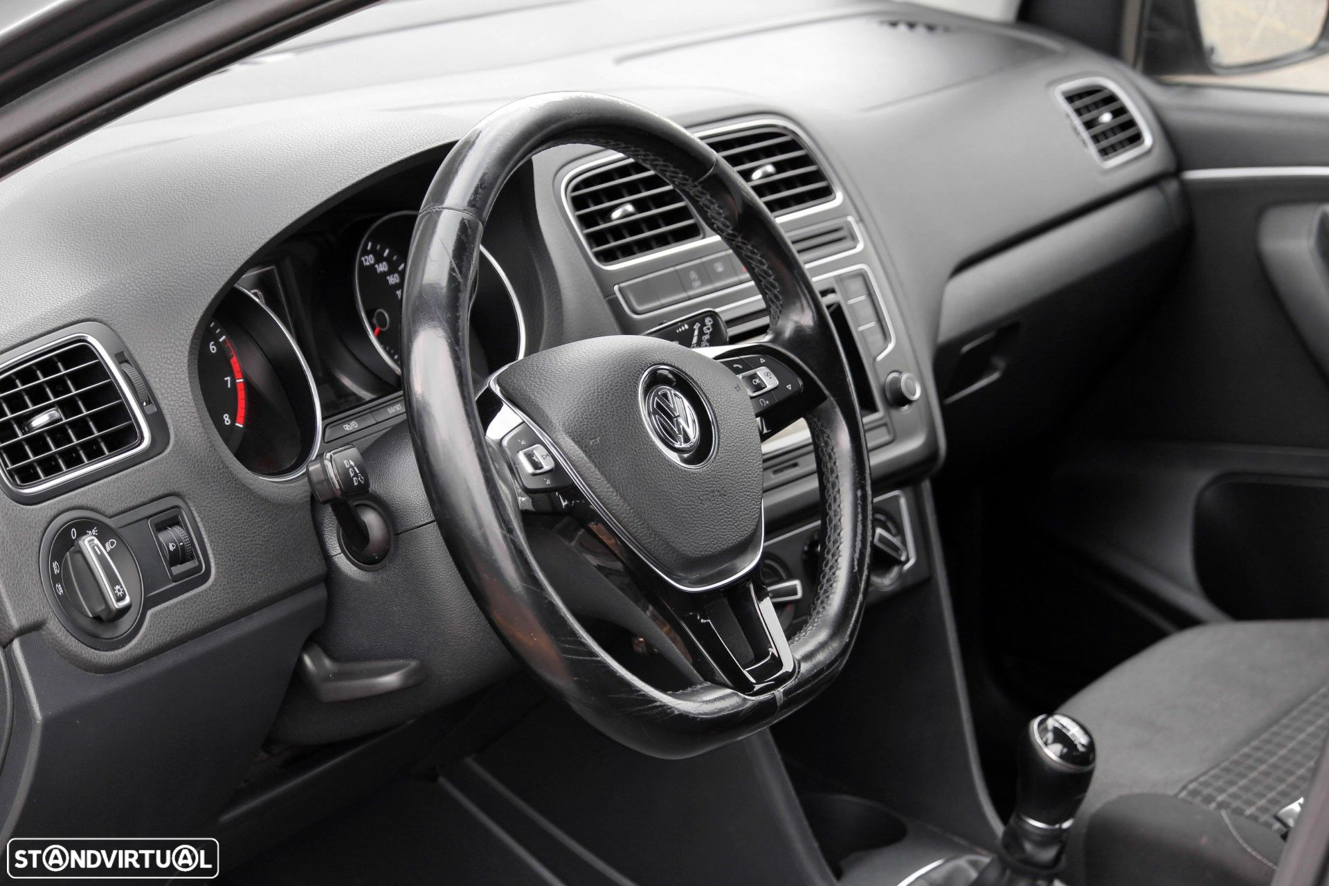 VW Polo 1.0 Confortline - 9