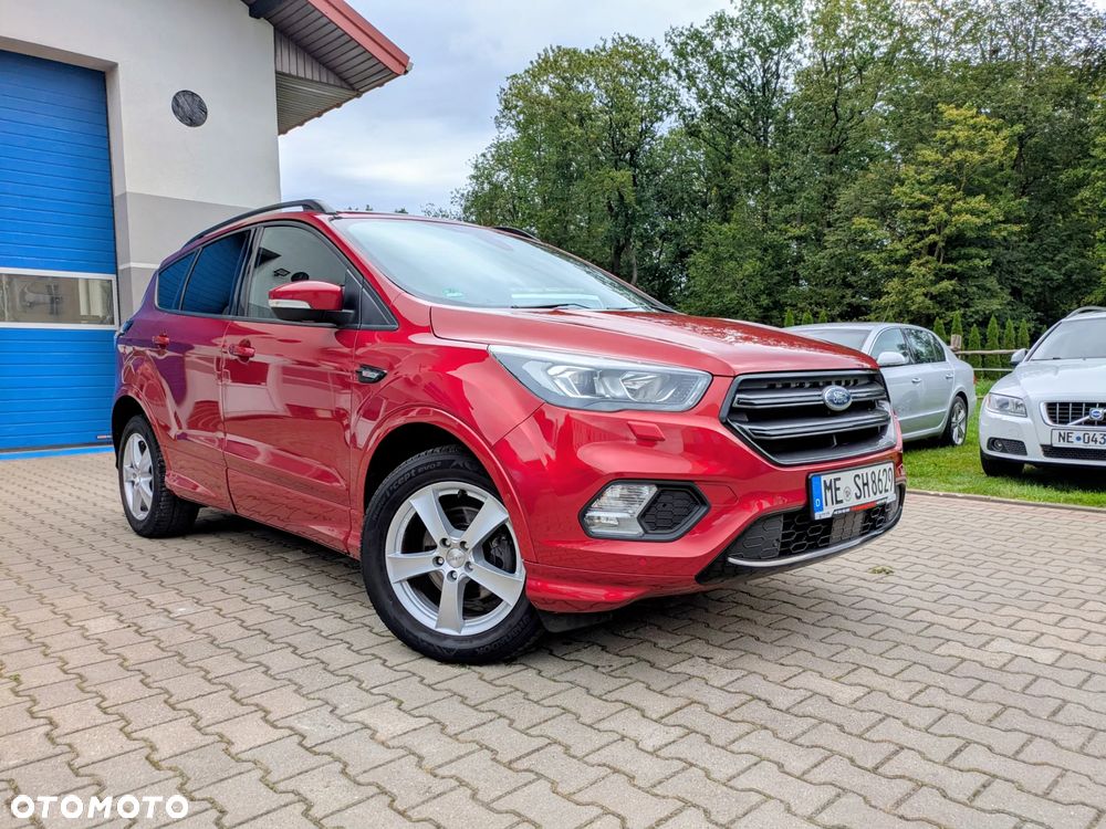 Ford Kuga 1.5 EcoBoost 2x4 ST-Line - 3