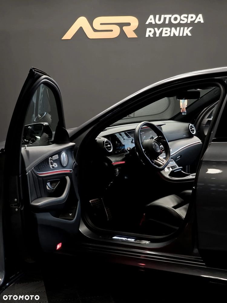 Mercedes-Benz Klasa E AMG 53 4-Matic+ - 4