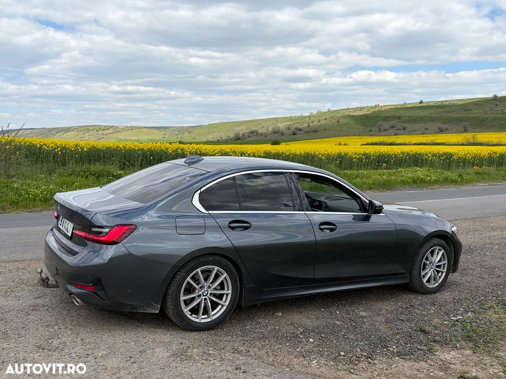 BMW Seria 3 320d xDrive Aut. Luxury Line - 3