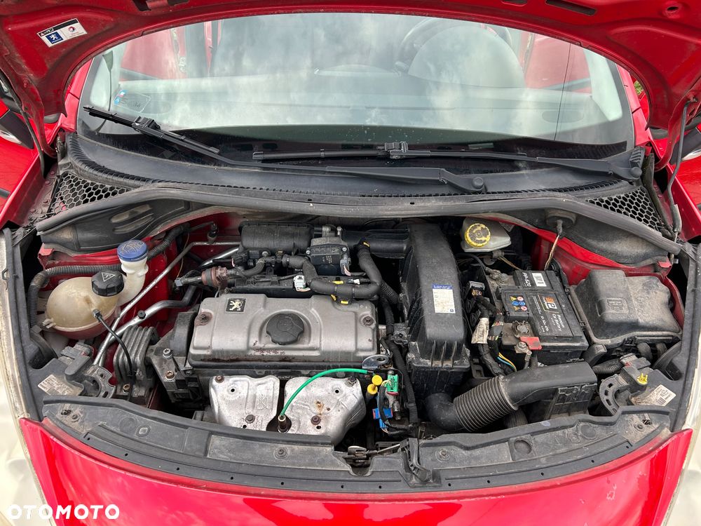 Peugeot 207 1.4 Presence - 5