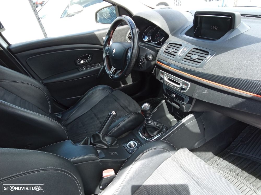 Renault Mégane Sport Tourer 1.5 dCi GT Line - 24