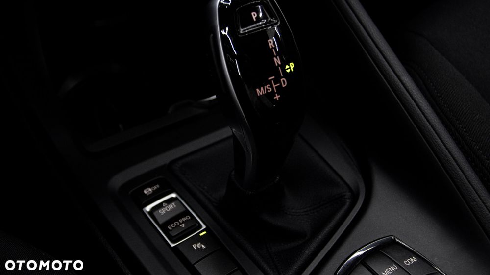 BMW X1 sDrive18i - 21