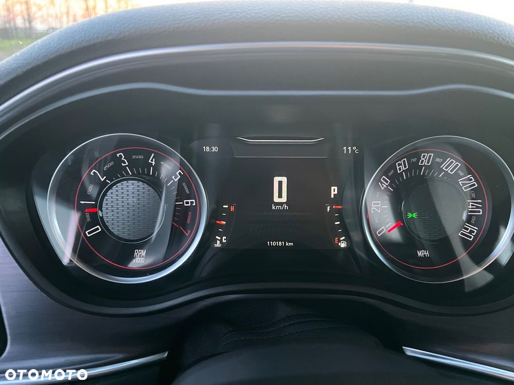 Dodge Challenger Automatik SXT Plus - 25